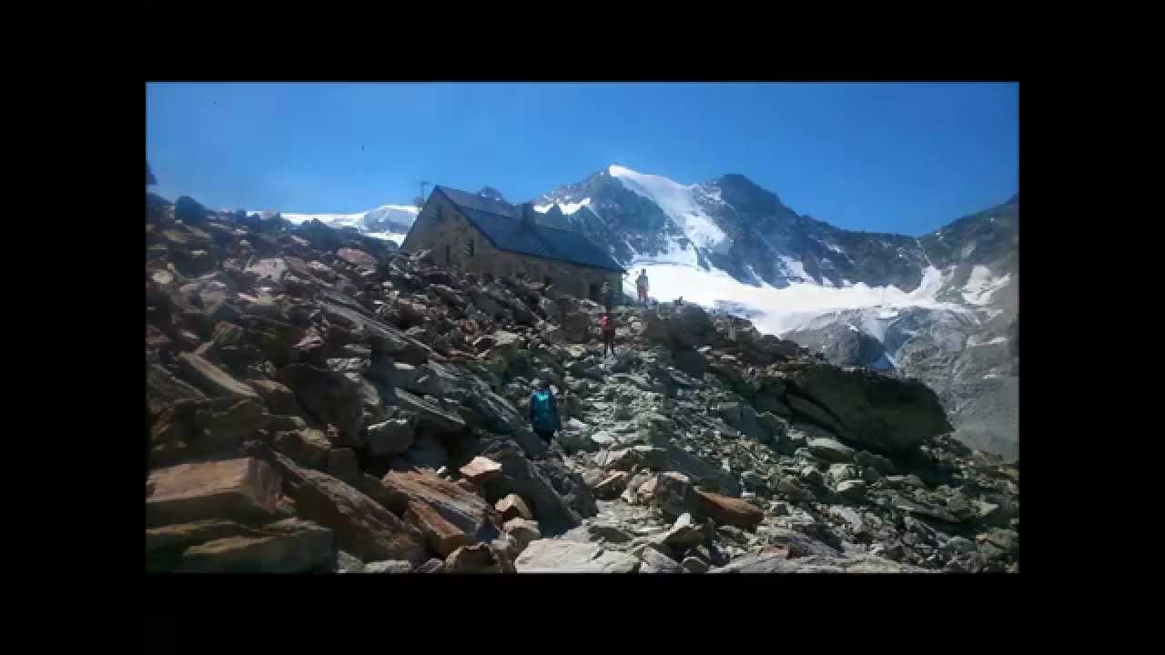 Walking to Cabane de Moiry